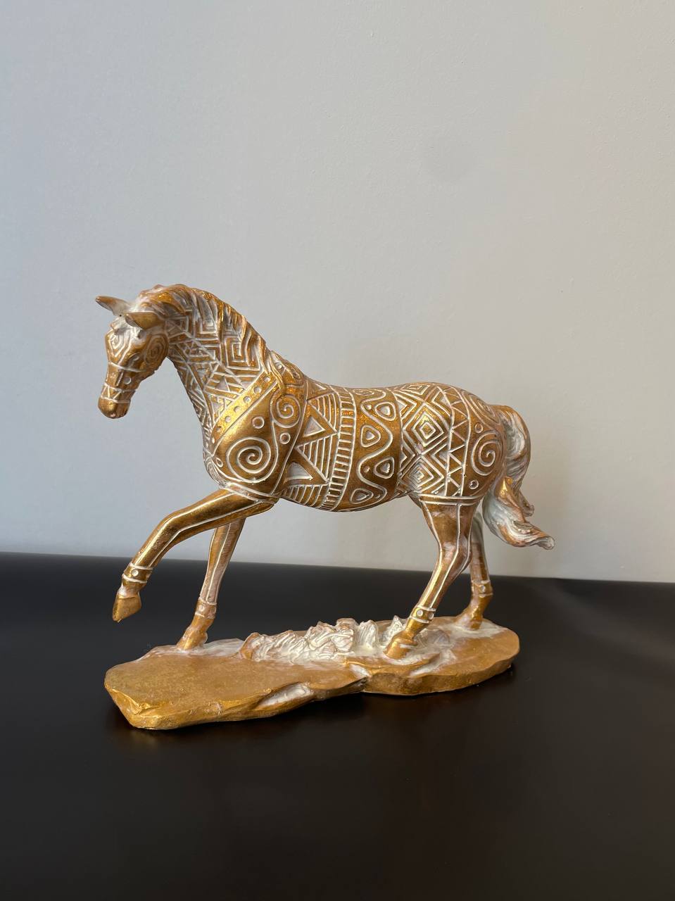 Лошадка золото
